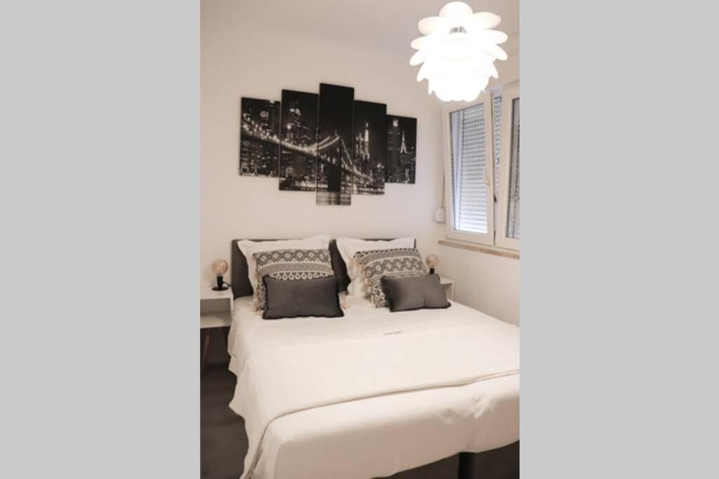 New! Top Apartment, Split View From Above Exterior foto